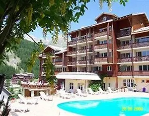 Du Hameau Hotel